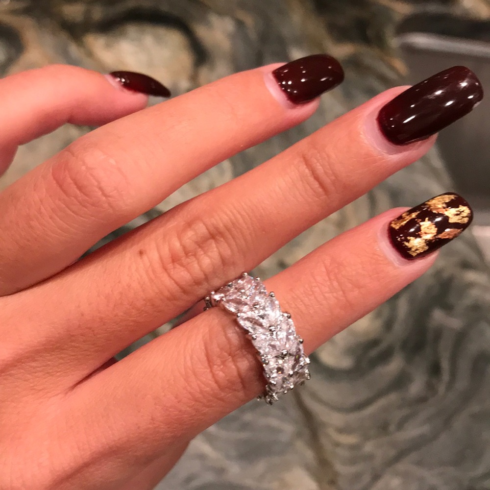 Ring - Picture 3 of 4